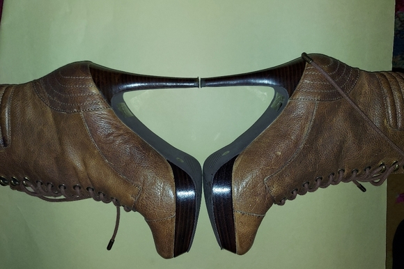 Jessica Simpson Taupe Ankle Booties Stilletto Heel - Picture 1 of 6